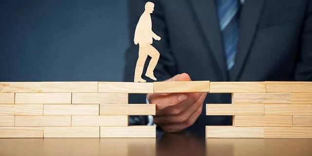 农行、中行副行长辞任